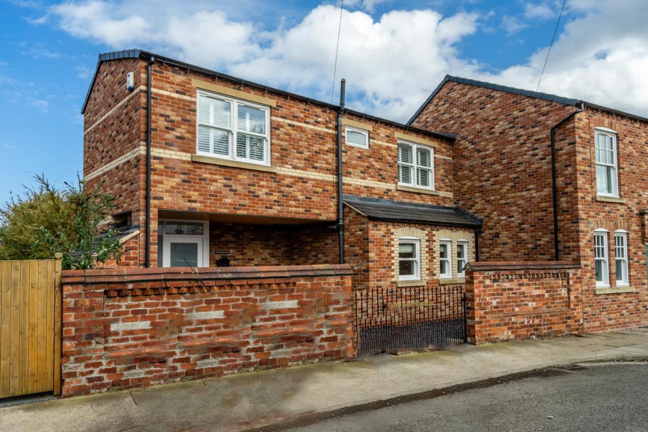 Вилла Wensleydale Mews Йорк Экстерьер фото
