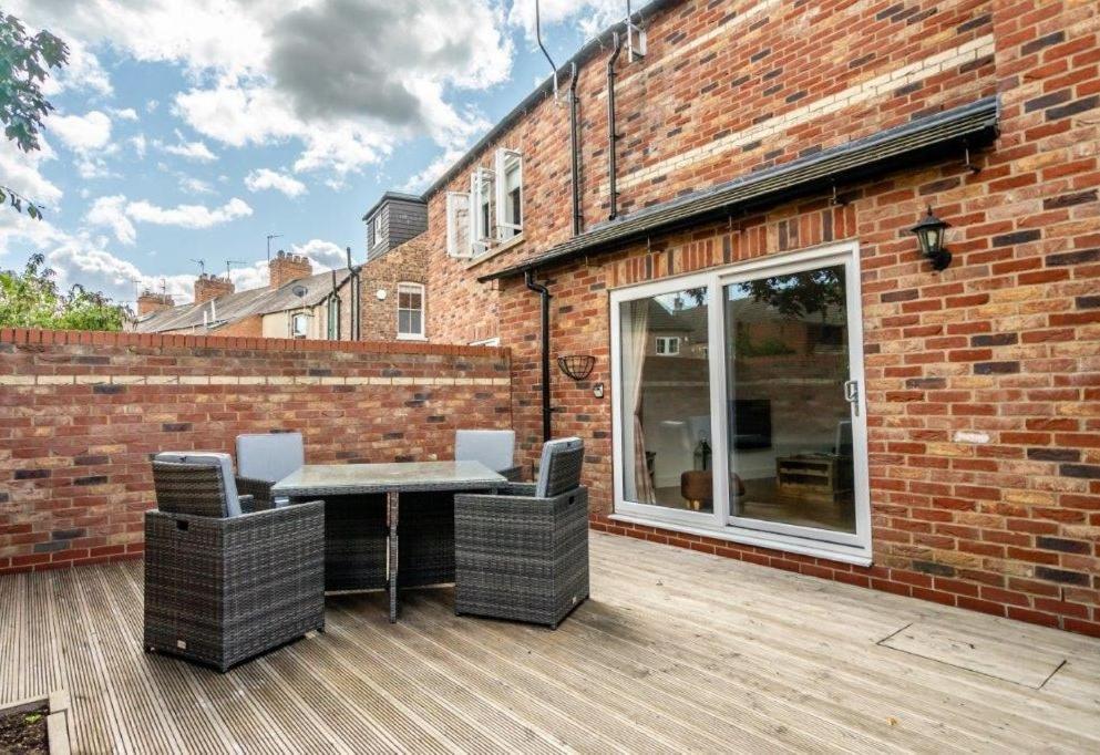 Вилла Wensleydale Mews Йорк Экстерьер фото